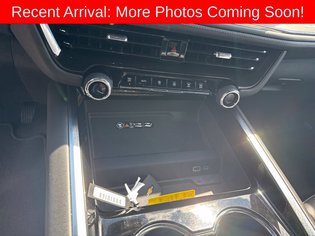 Used 2025 Chevrolet Tahoe Z71 w/ Comfort Package AWD/4WD image 6