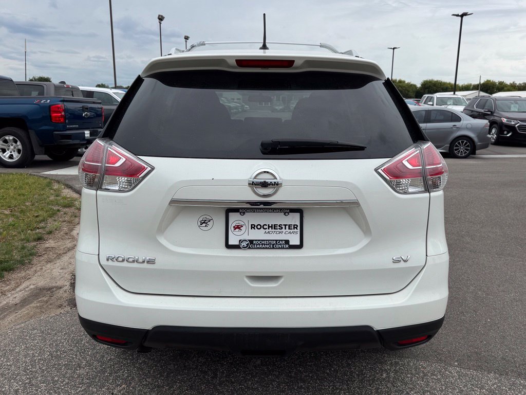 Used 2015 Nissan Rogue SV FWD image 41