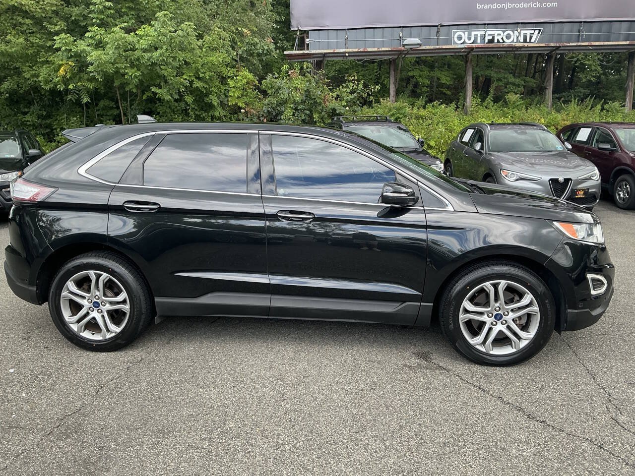 Used 2015 Ford Edge Titanium w/ Equipment Group 302A AWD/4WD image 4