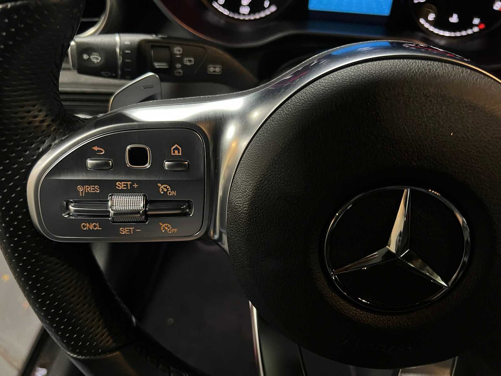 Used 2022 Mercedes-Benz GLC 300 4MATIC image 27