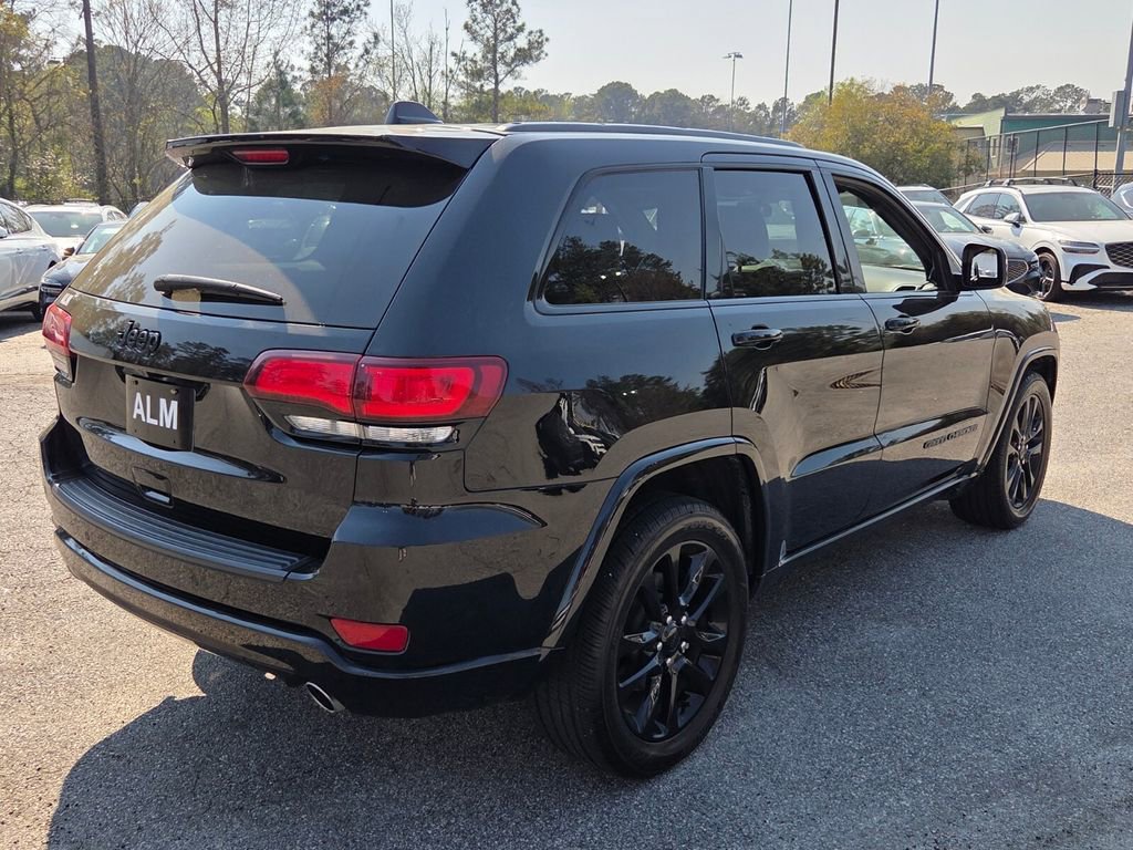 Used 2021 Jeep Grand Cherokee Laredo X image 13