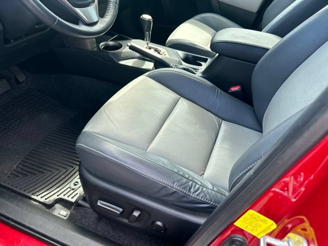 Used 2015 Toyota RAV4 Limited w/ Technology Package AWD/4WD image 11