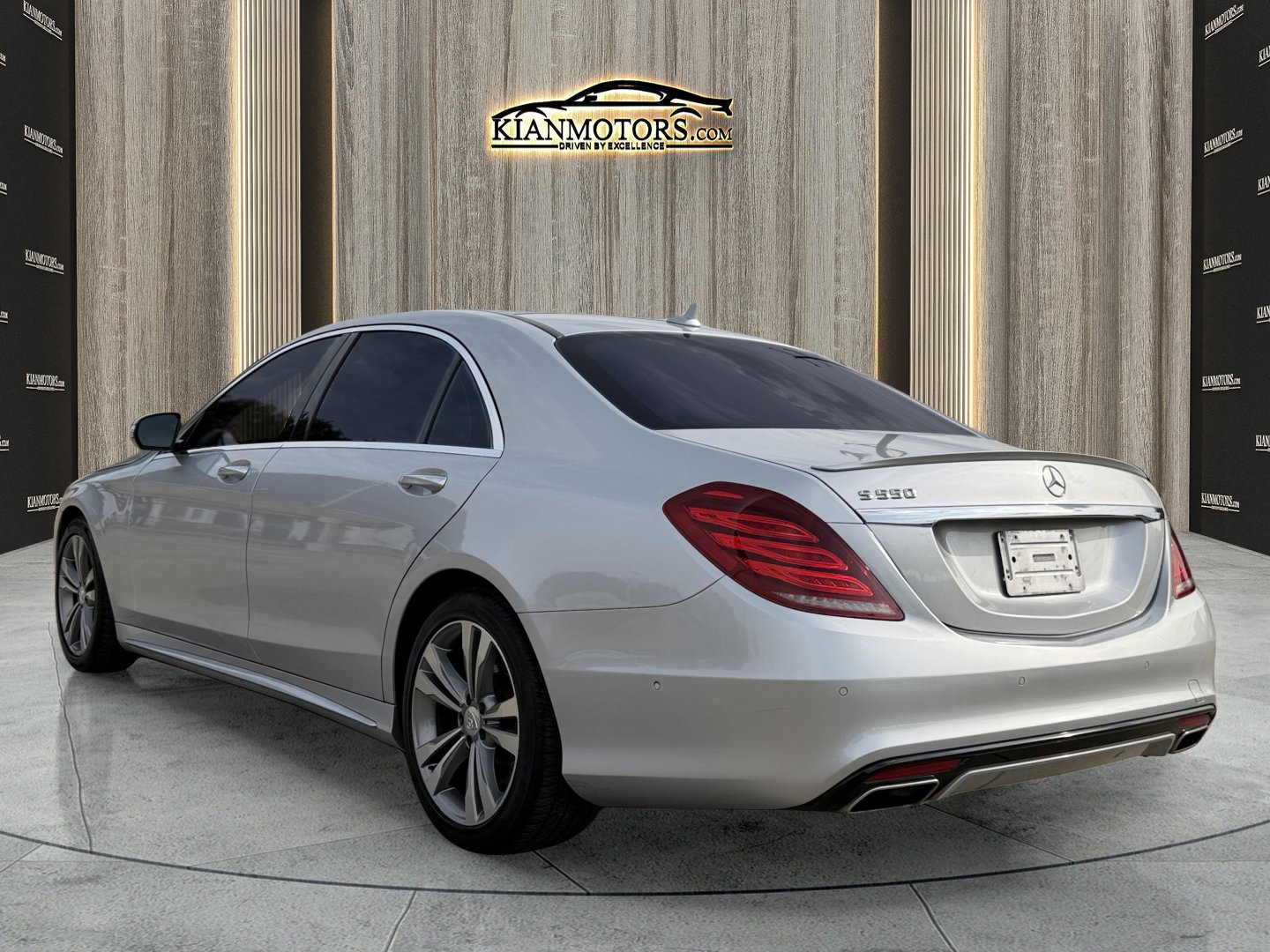 Used 2016 Mercedes-Benz S 550 Sedan image 10