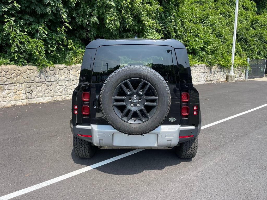 Used 2023 Land Rover Defender 90 S AWD/4WD image 6