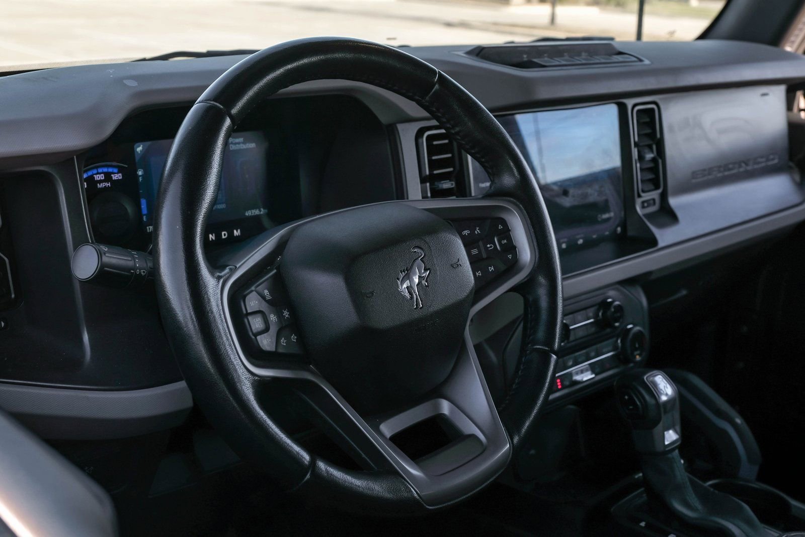 Used 2022 Ford Bronco Wildtrak image 17