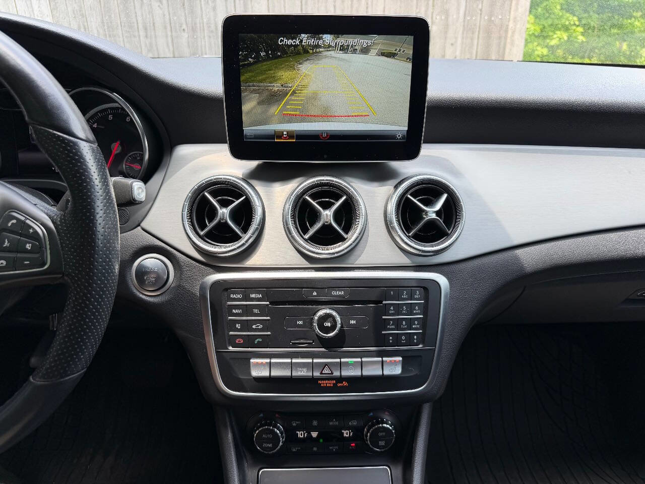 Used 2019 Mercedes-Benz CLA 250 4MATIC image 16
