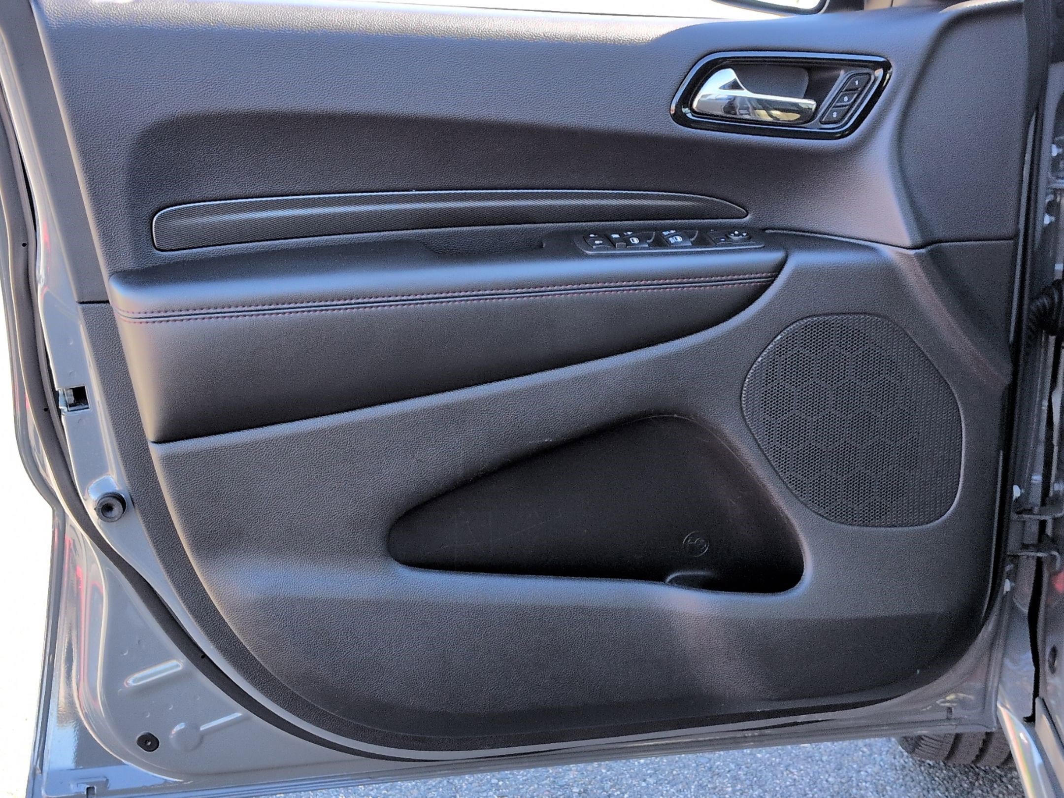 Used 2021 Dodge Durango R/T w/ Blacktop Package image 14