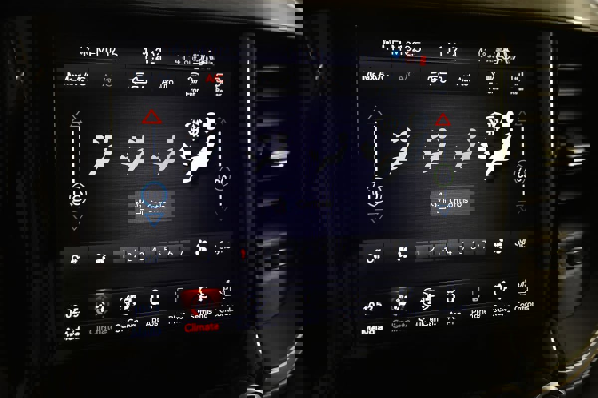 Used 2019 RAM 2500 Laramie image 39