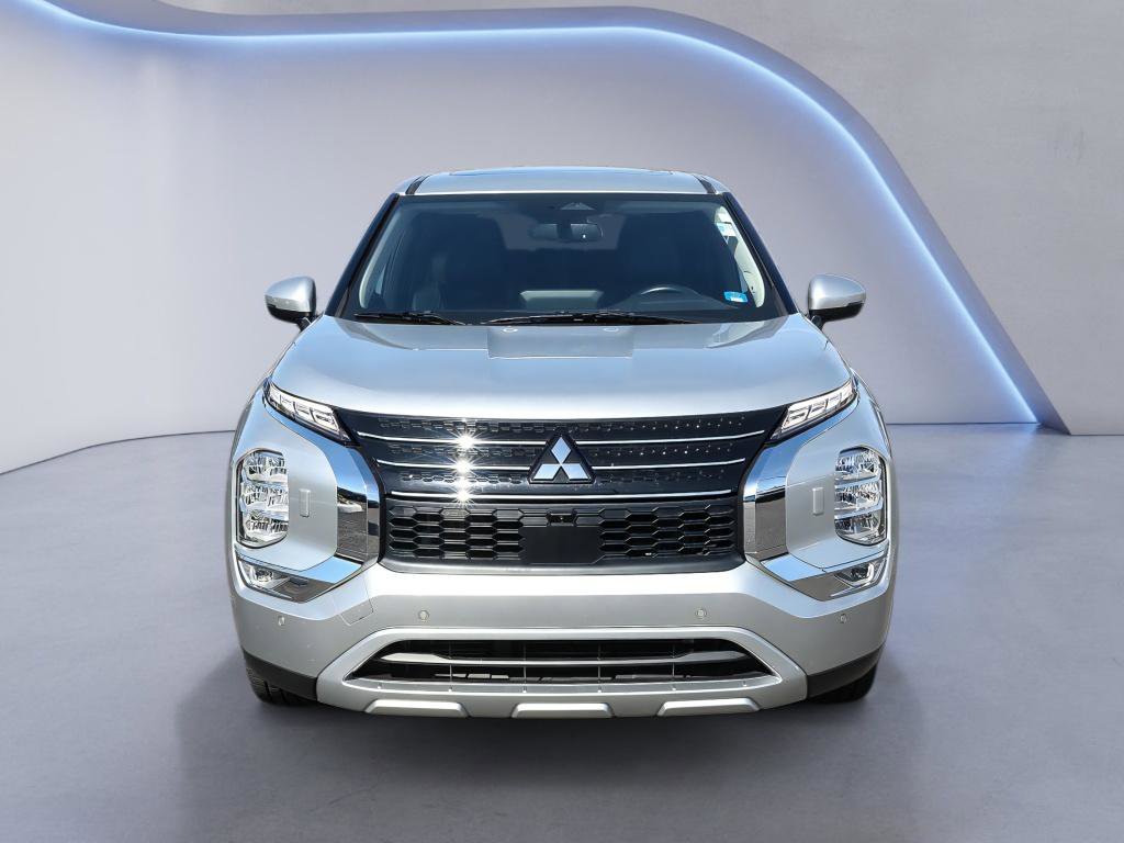 Used 2022 Mitsubishi Outlander SE AWD/4WD image 10