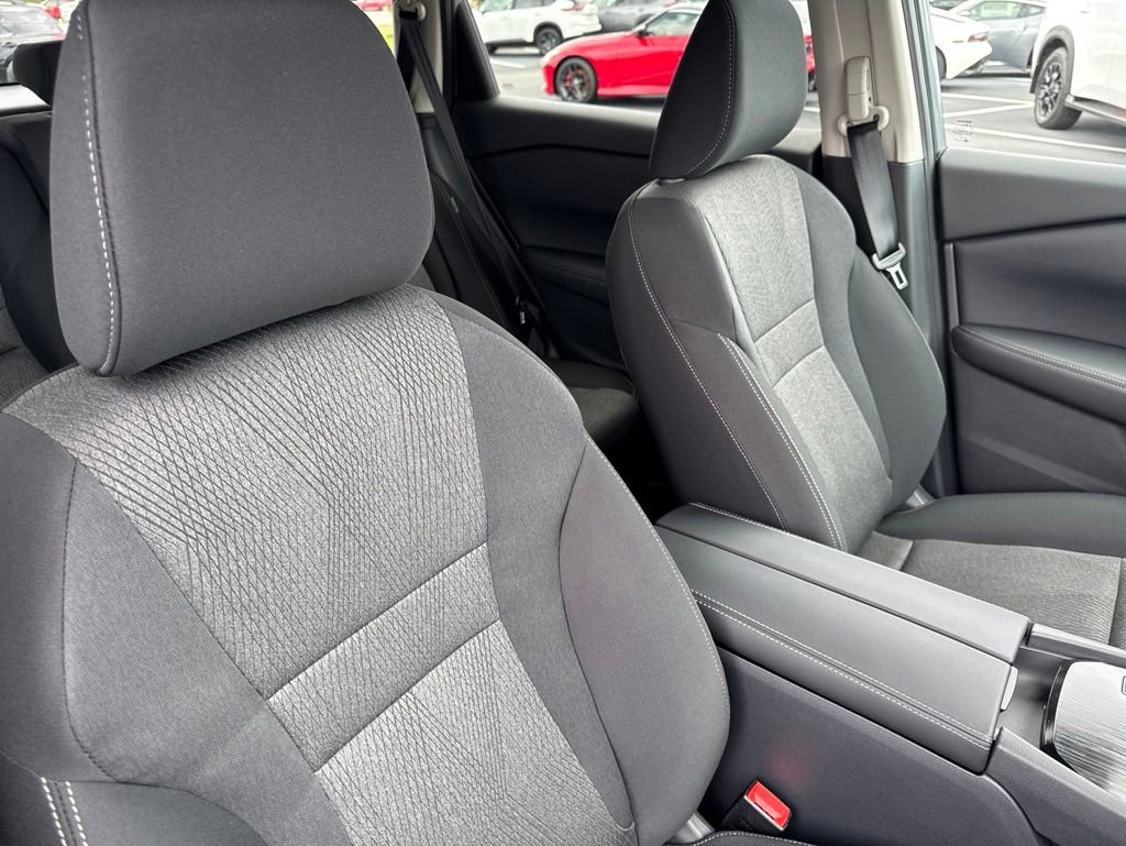 New 2026 Nissan Rogue SV FWD image 18