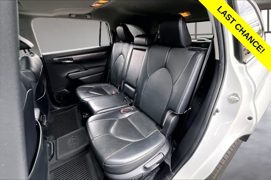 Used 2022 Toyota Highlander Limited AWD/4WD image 26