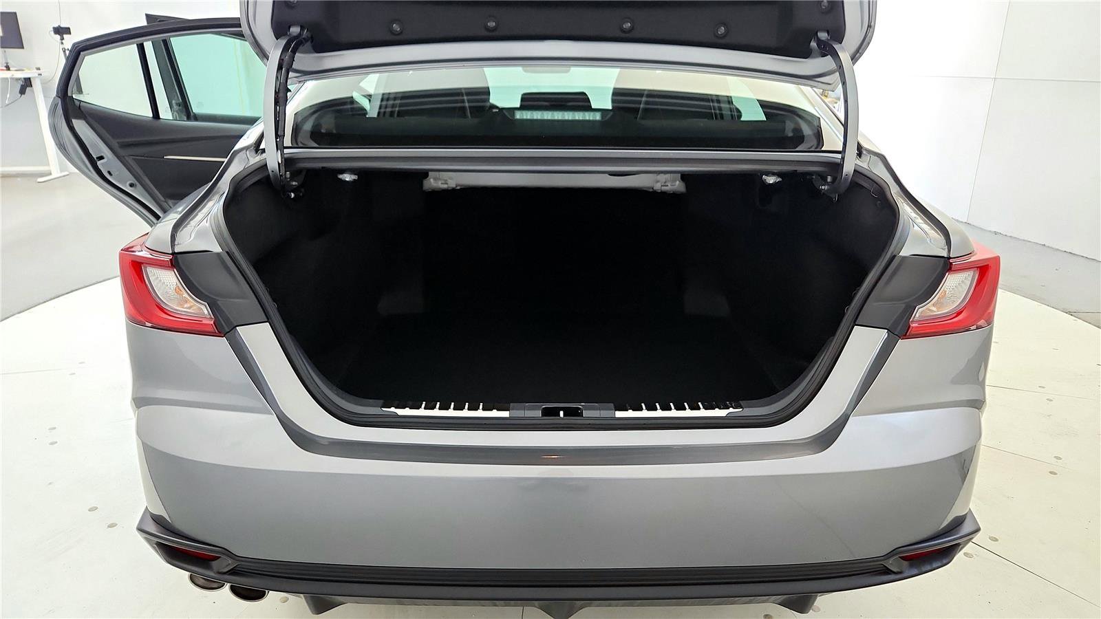 Certified 2026 Toyota Camry SE w/ Convenience Package AWD/4WD image 20