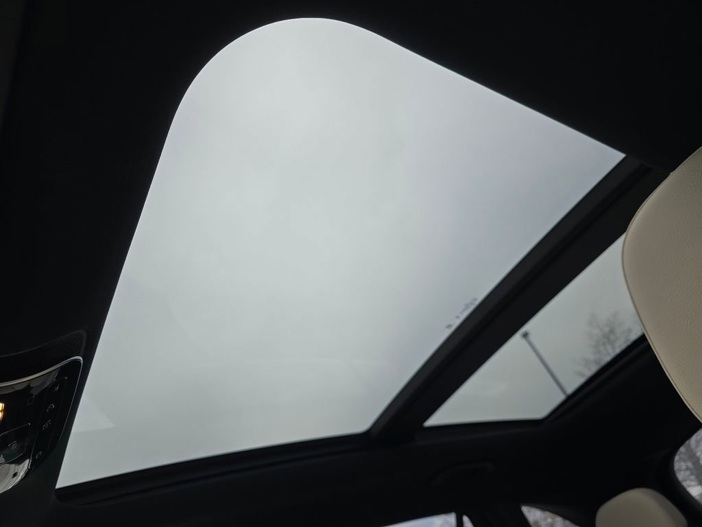 Certified 2026 Mercedes-Benz GLC 300 4MATIC image 3