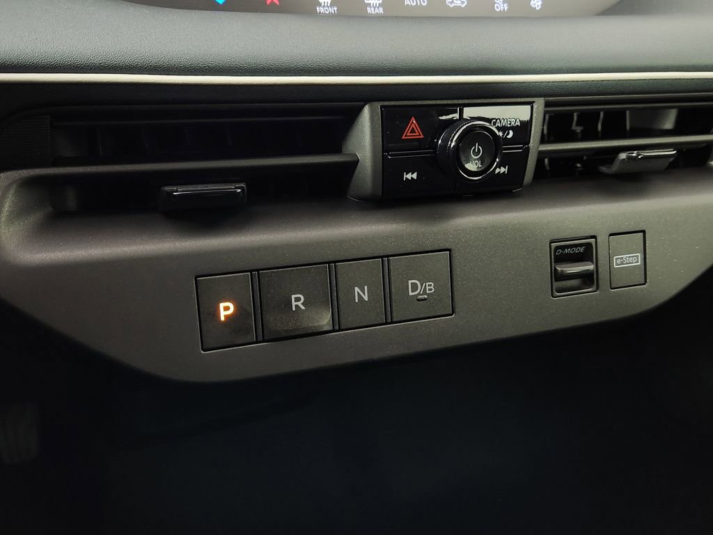 New 2026 Nissan Leaf w/ Floor Mat Package (S+) image 21