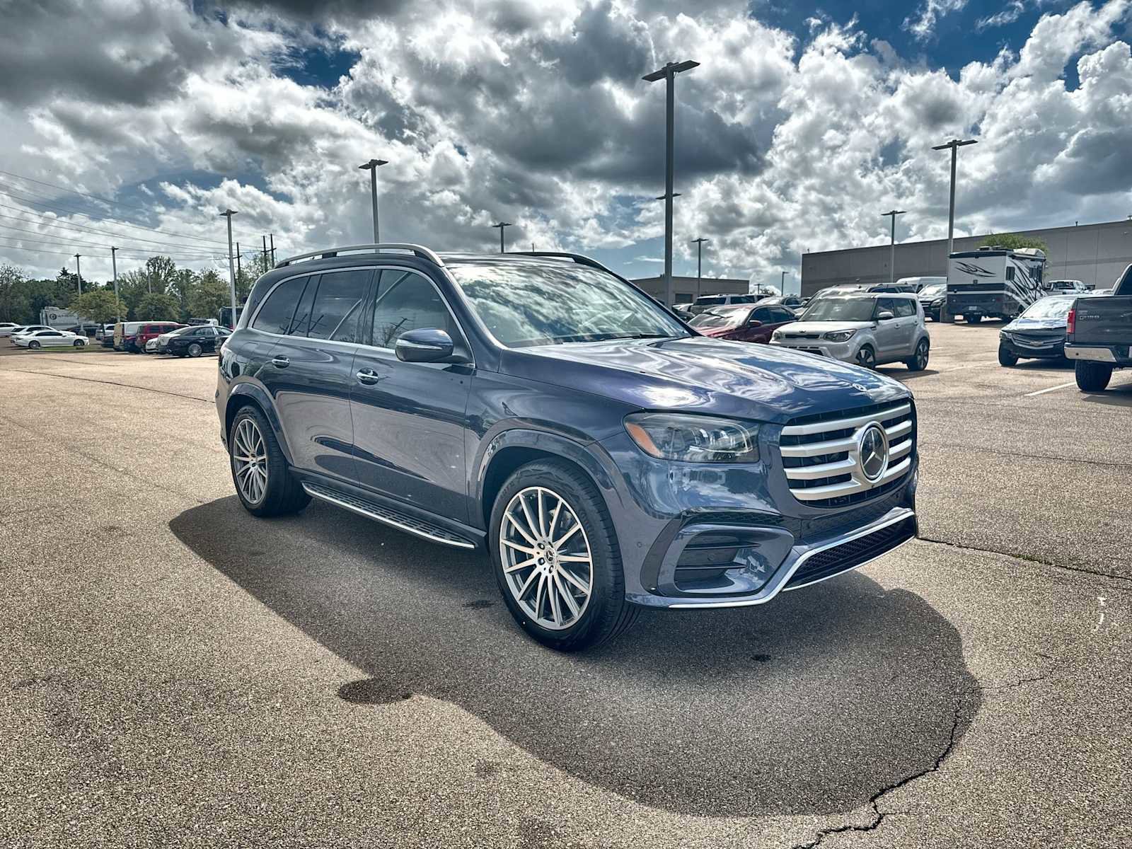 New 2026 Mercedes-Benz GLS 450 4MATIC image 11