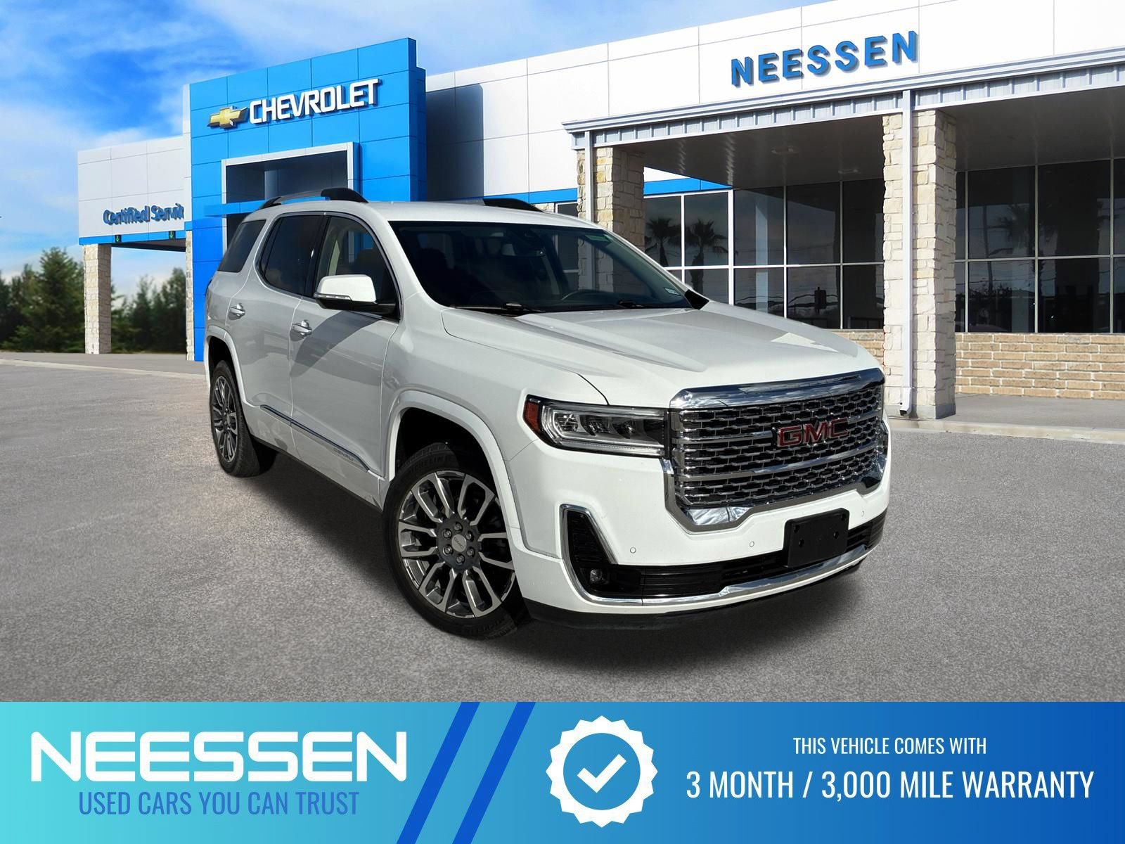 Used 2023 GMC Acadia Denali FWD image 1