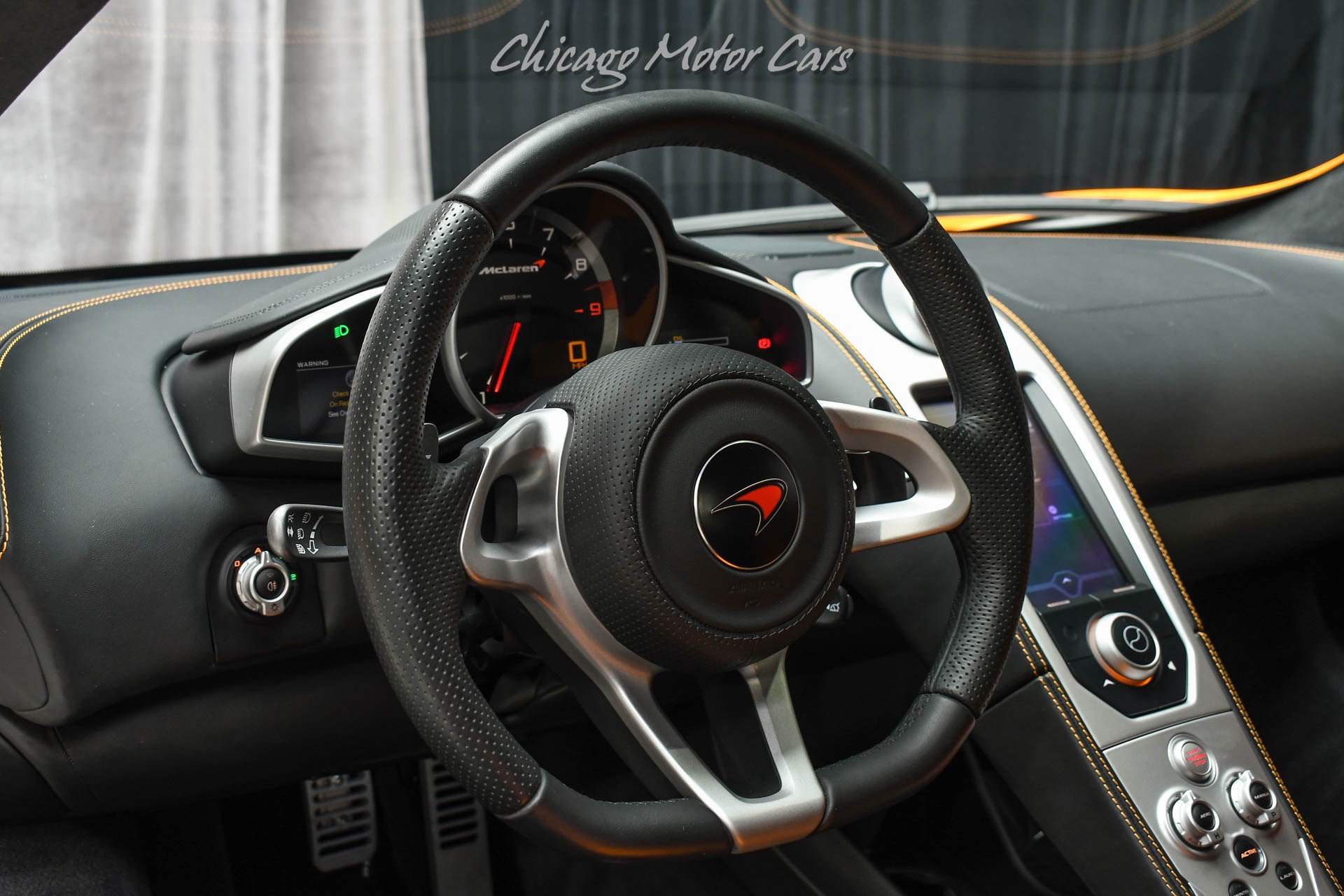 Used 2012 McLaren MP4-12C Coupe RWD image 10