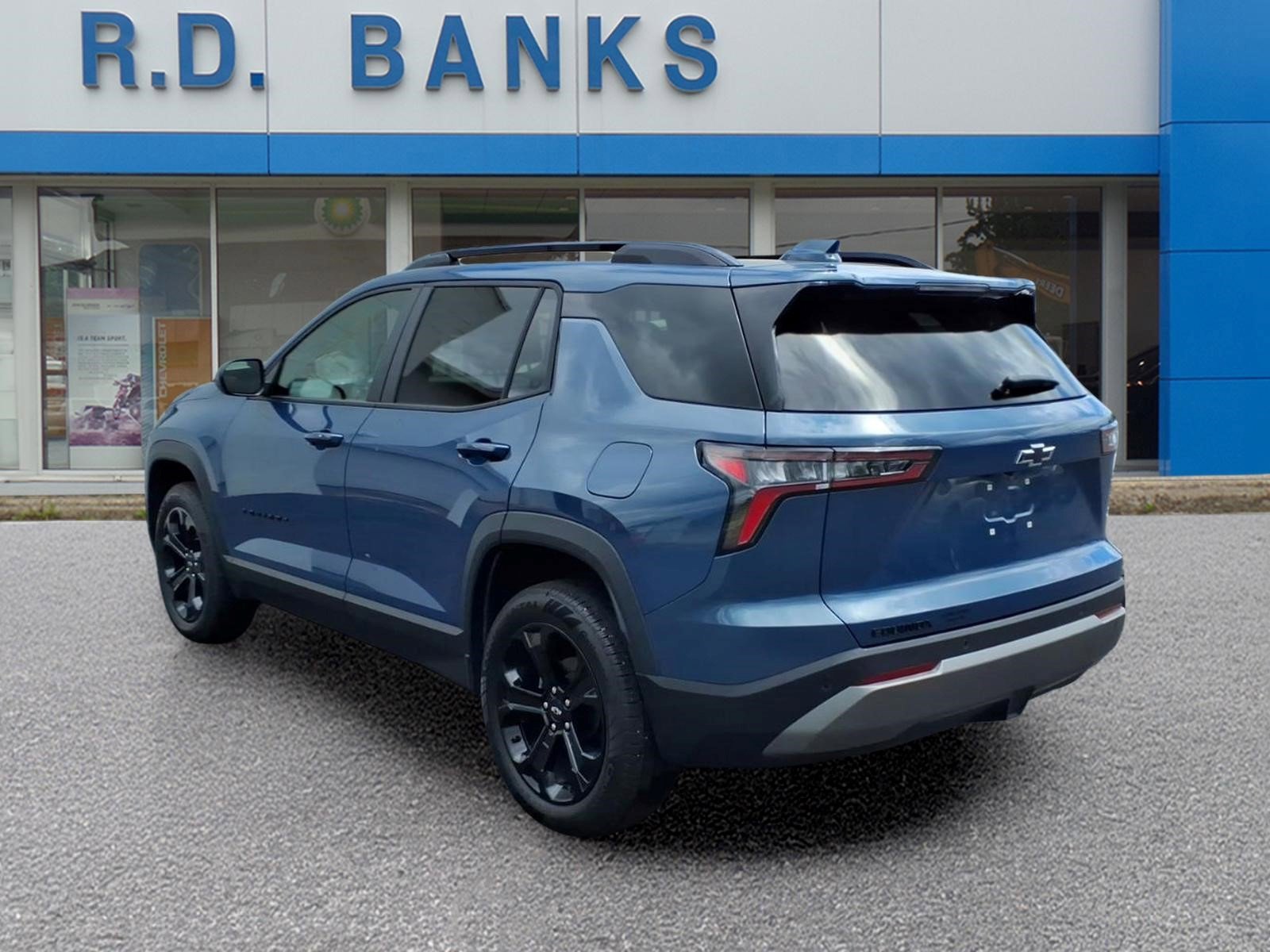Used 2025 Chevrolet Equinox LT w/ Midnight Edition FWD image 3