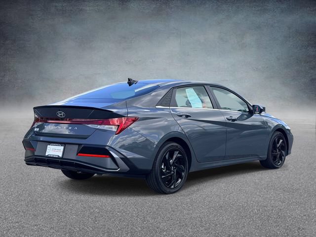 Used 2026 Hyundai Elantra SEL Sport Premium w/ Cargo Package FWD video 2