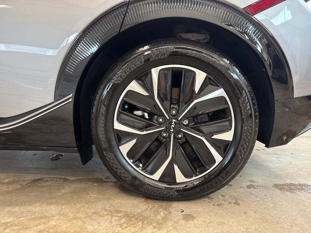 Certified 2024 Kia EV6 Wind AWD/4WD image 29