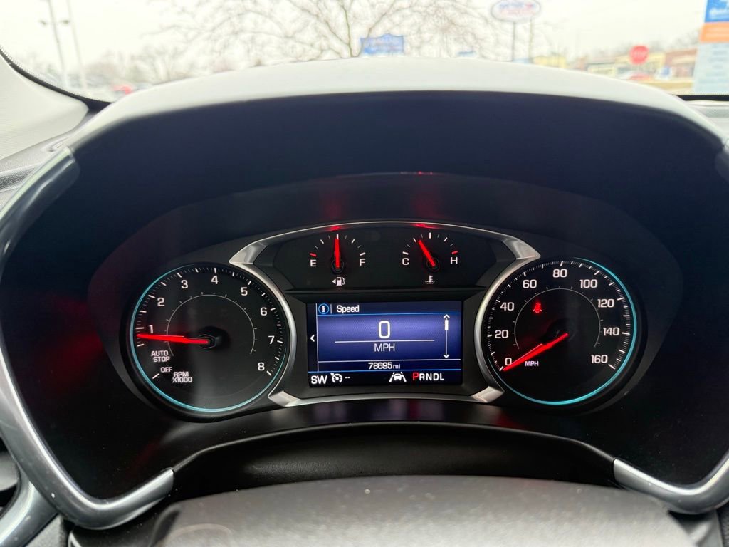 Used 2020 Chevrolet Equinox LT w/ Driver Convenience Package image 9