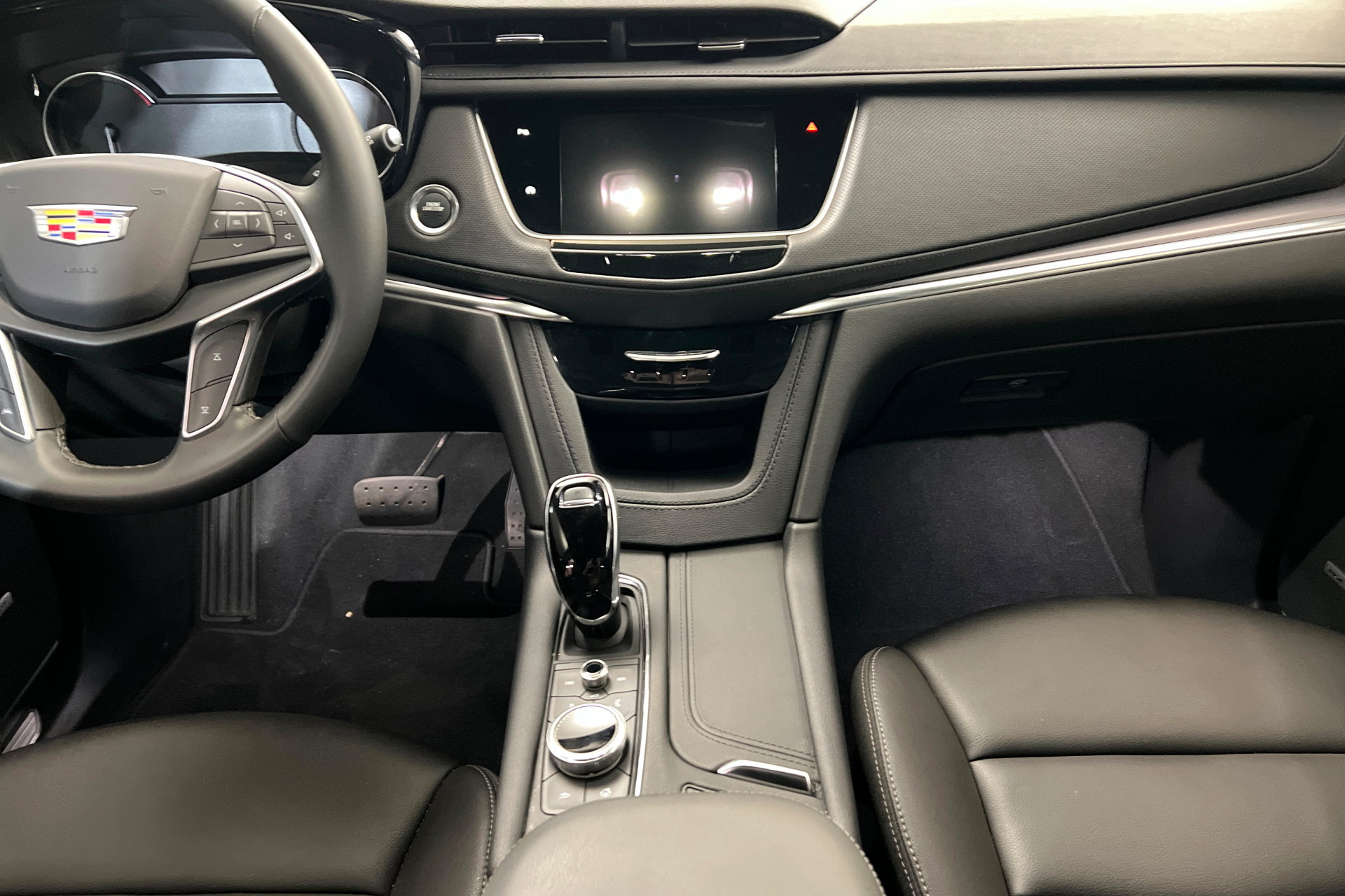 Used 2024 Cadillac XT5 Luxury AWD/4WD image 14