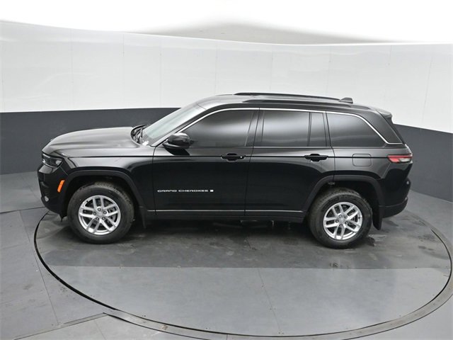 New 2025 Jeep Grand Cherokee Laredo X w/ Luxury Tech Group I image 34