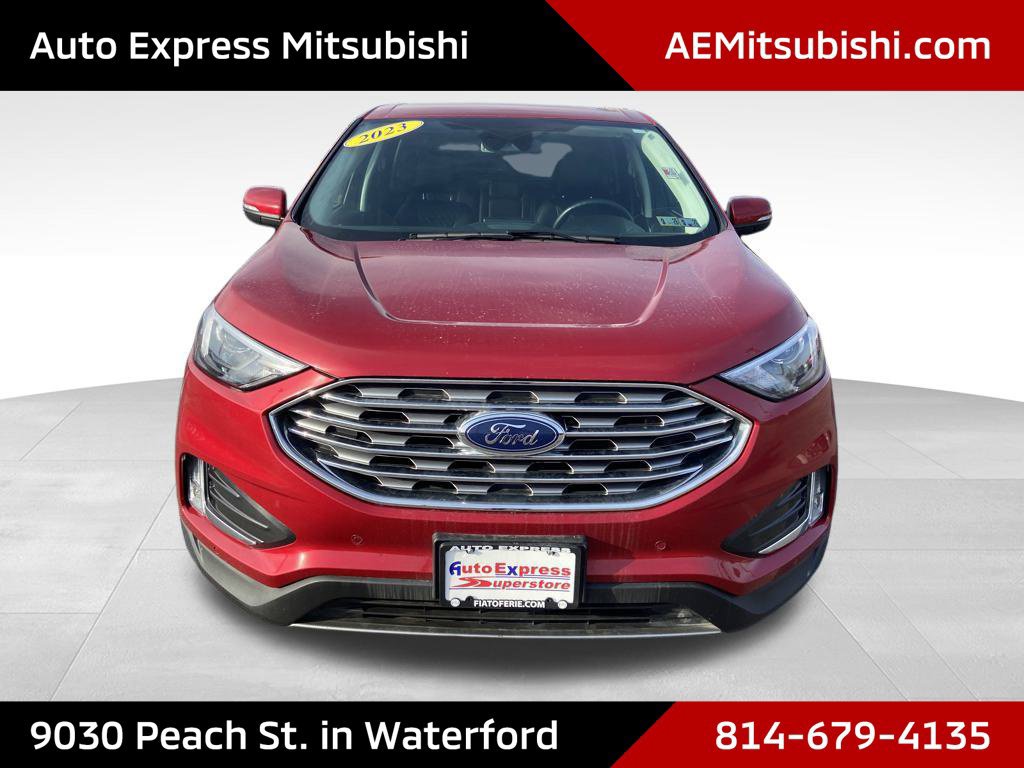 Used 2023 Ford Edge Titanium AWD/4WD image 2