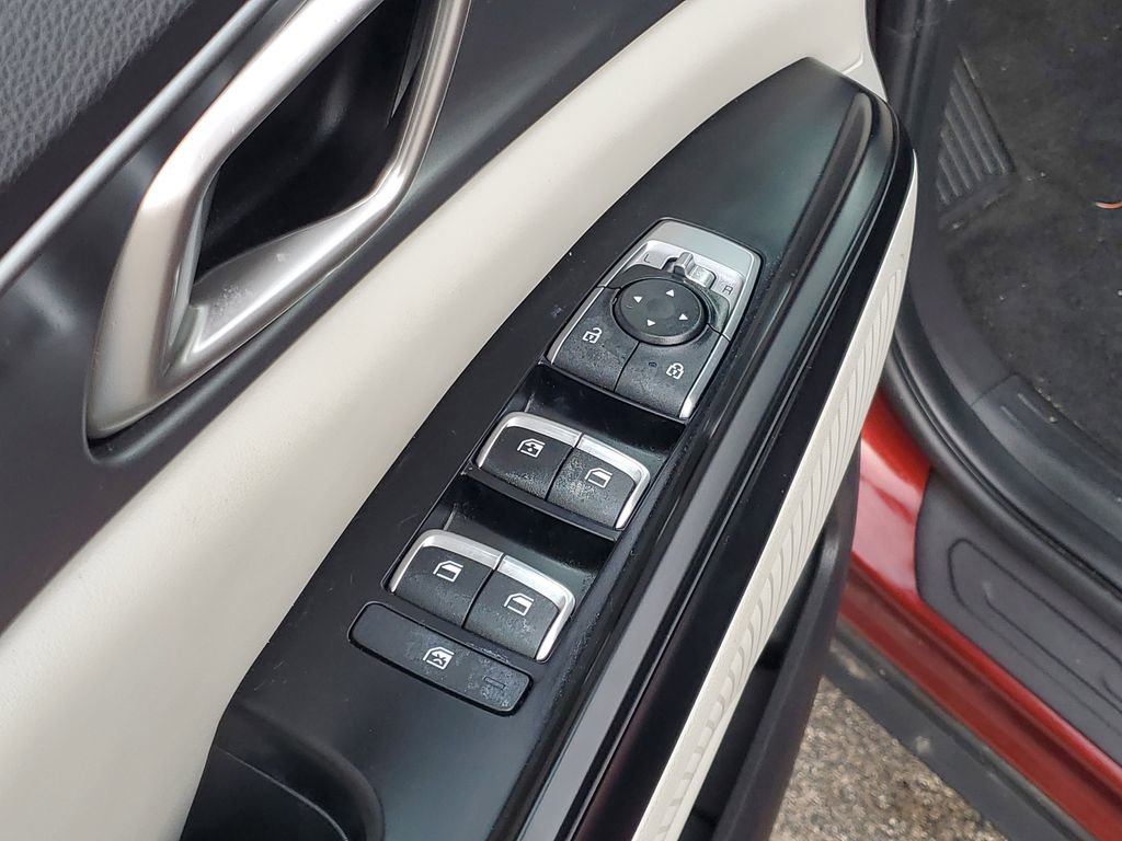 Used 2024 Kia Carnival LX FWD image 9
