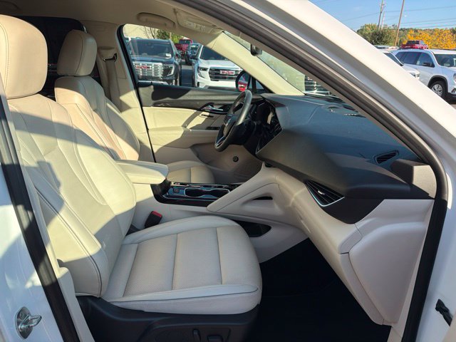 Certified 2022 Buick Envision Essence w/ Safety Package AWD/4WD image 28