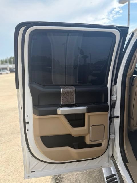 Used 2019 Ford F350 Lariat w/ Lariat Ultimate Package AWD/4WD image 21