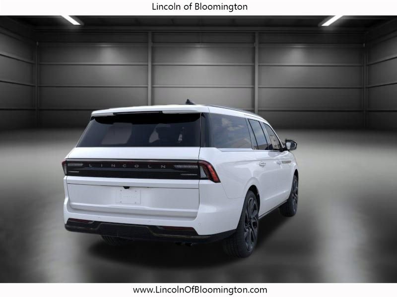 New 2026 Lincoln Navigator L Reserve AWD/4WD image 9