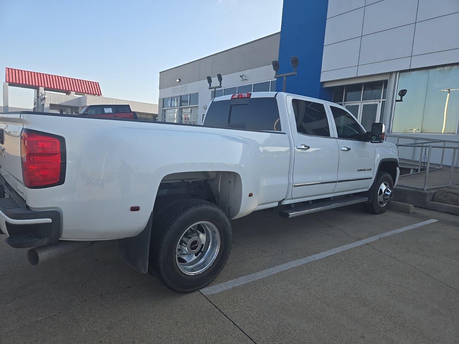 Used 2016 GMC Sierra 3500 Denali w/ Duramax Plus Package AWD/4WD image 4