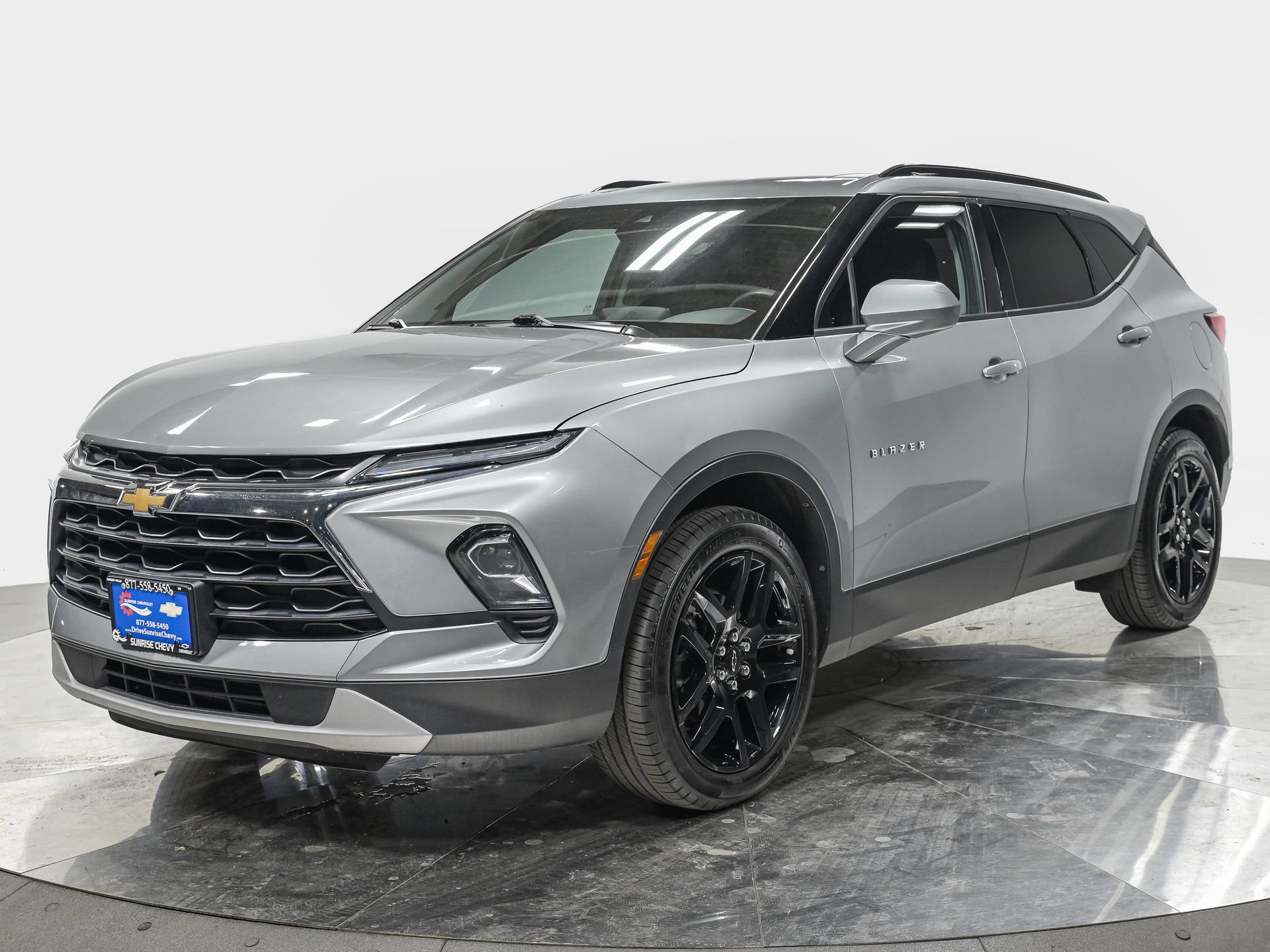 Used 2024 Chevrolet Blazer LT w/ Convenience Package AWD/4WD image 1