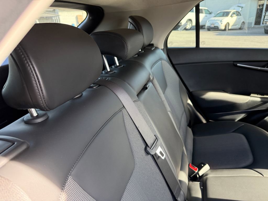 Used 2024 Kia Niro Wind FWD image 20