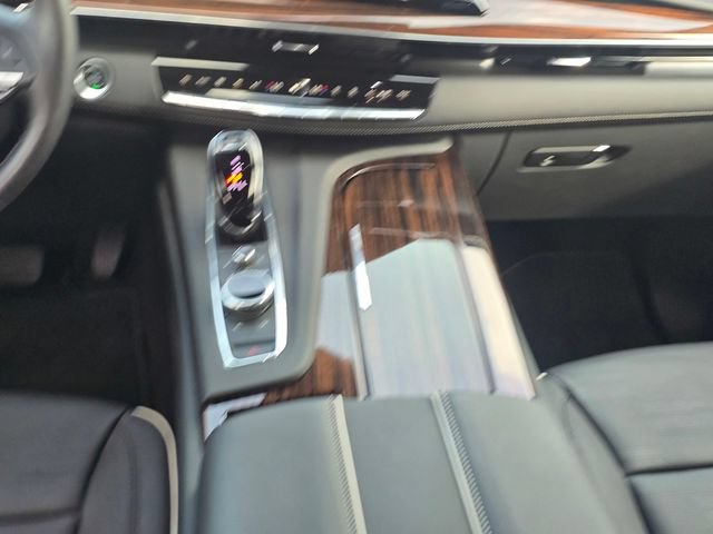 Used 2024 Cadillac Escalade Premium Luxury w/ Performance Package RWD image 19