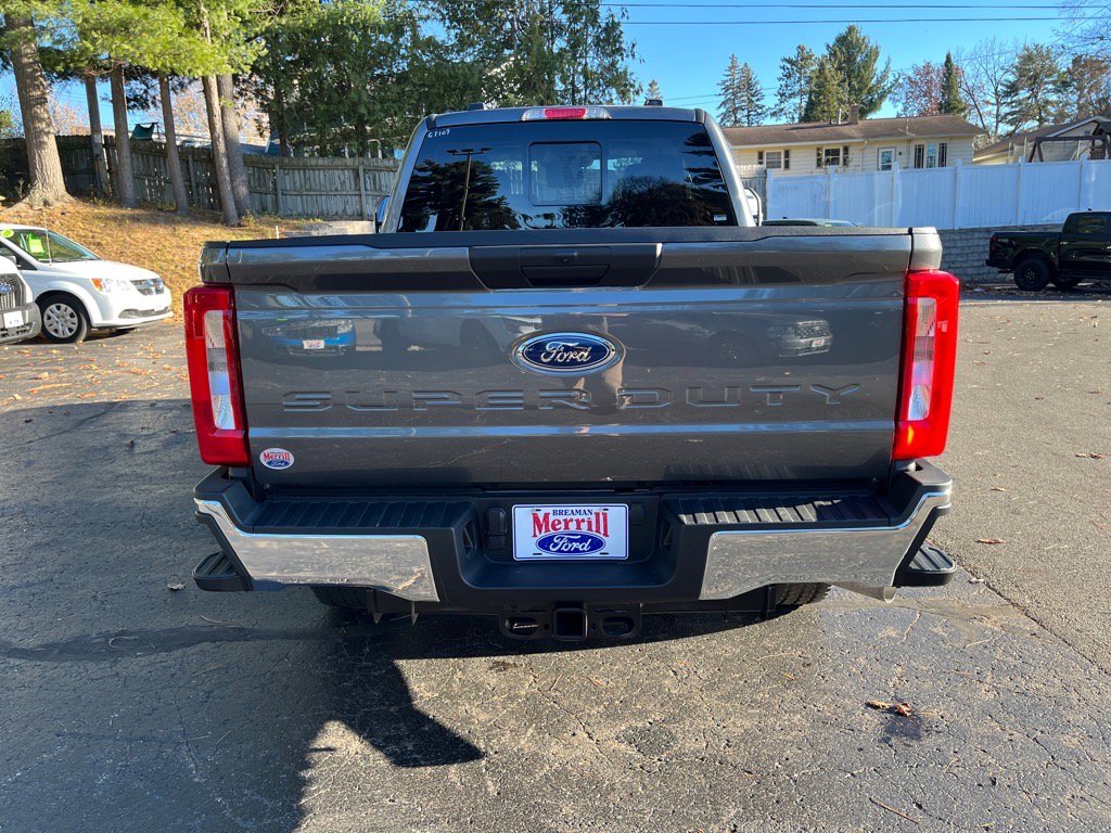 New 2026 Ford F350 XLT image 5