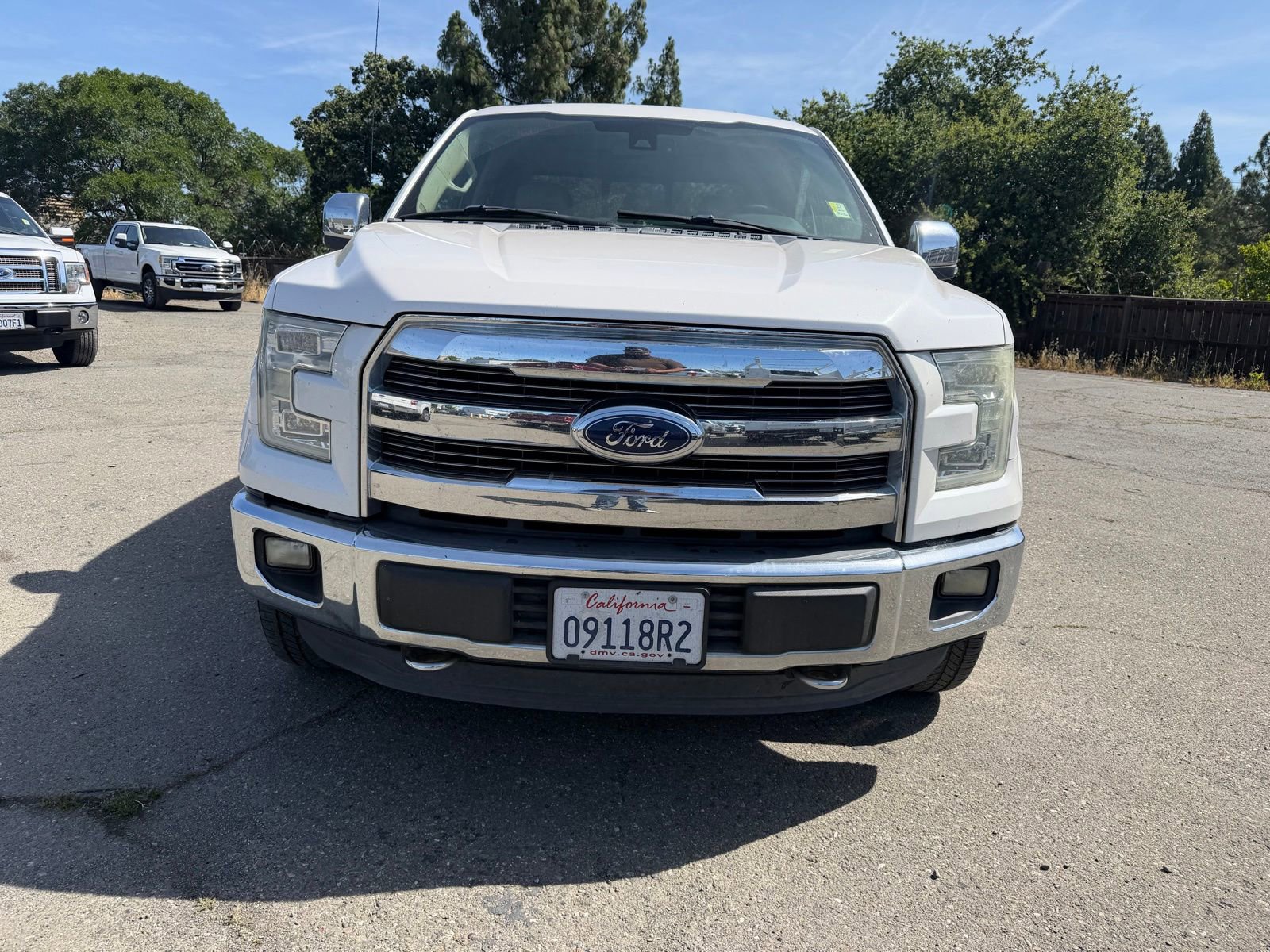 Used 2015 Ford F150 Lariat w/ Equipment Group 502A Luxury AWD/4WD image 8