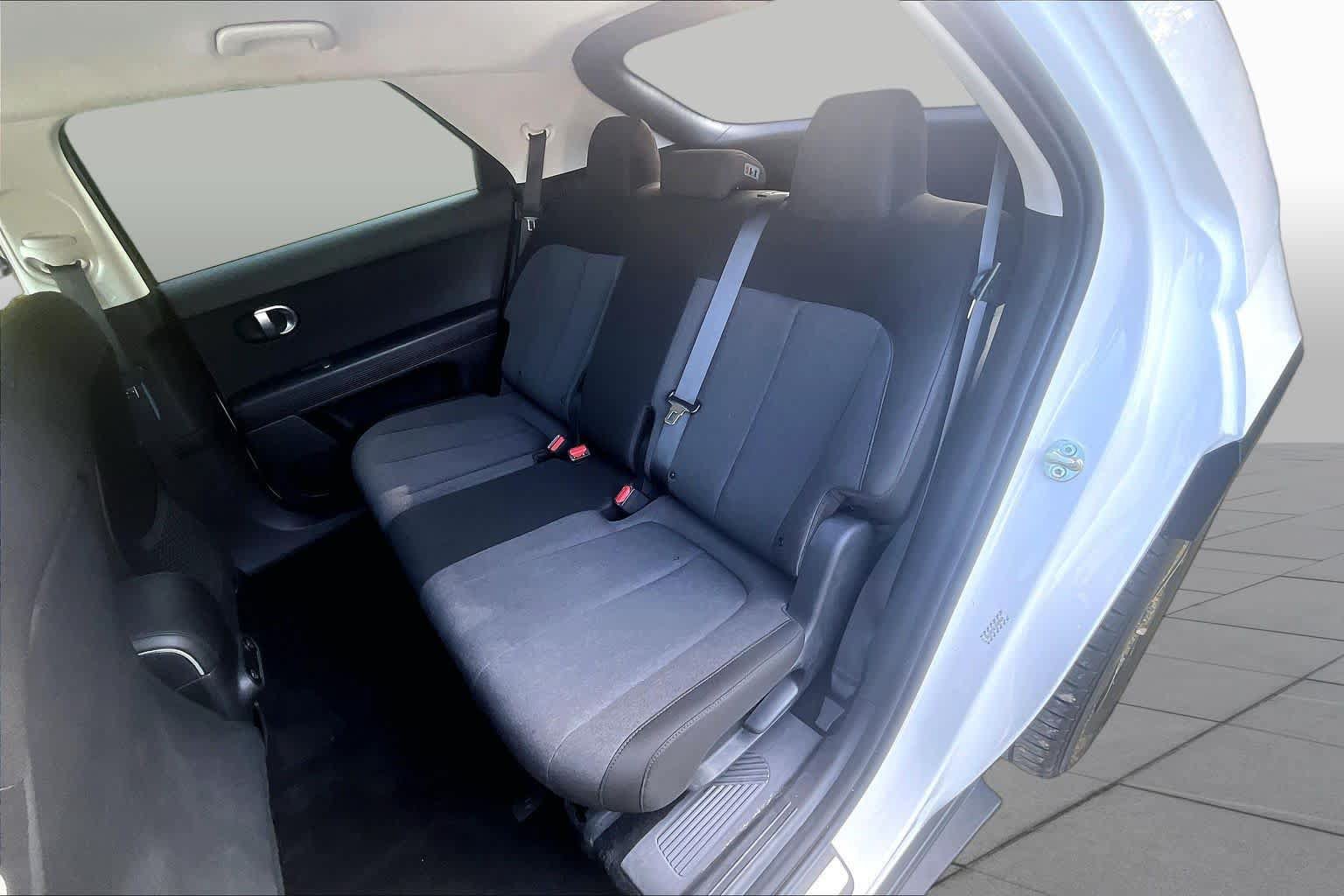 Used 2024 Hyundai Ioniq 5 SE AWD/4WD image 19