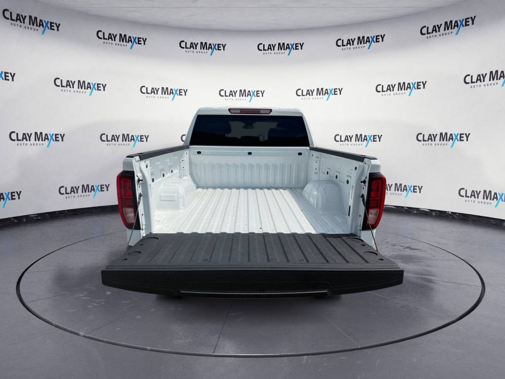 Used 2025 GMC Sierra 1500 Pro w/ Pro Value Package AWD/4WD image 16