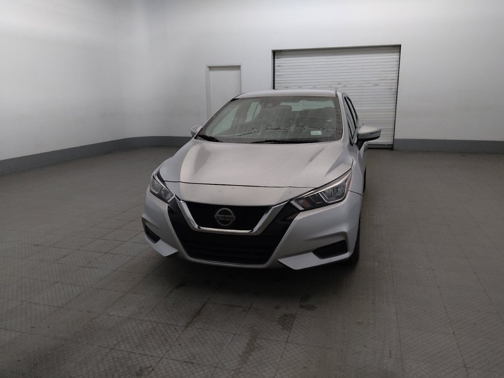 Used 2020 Nissan Versa SV FWD image 15