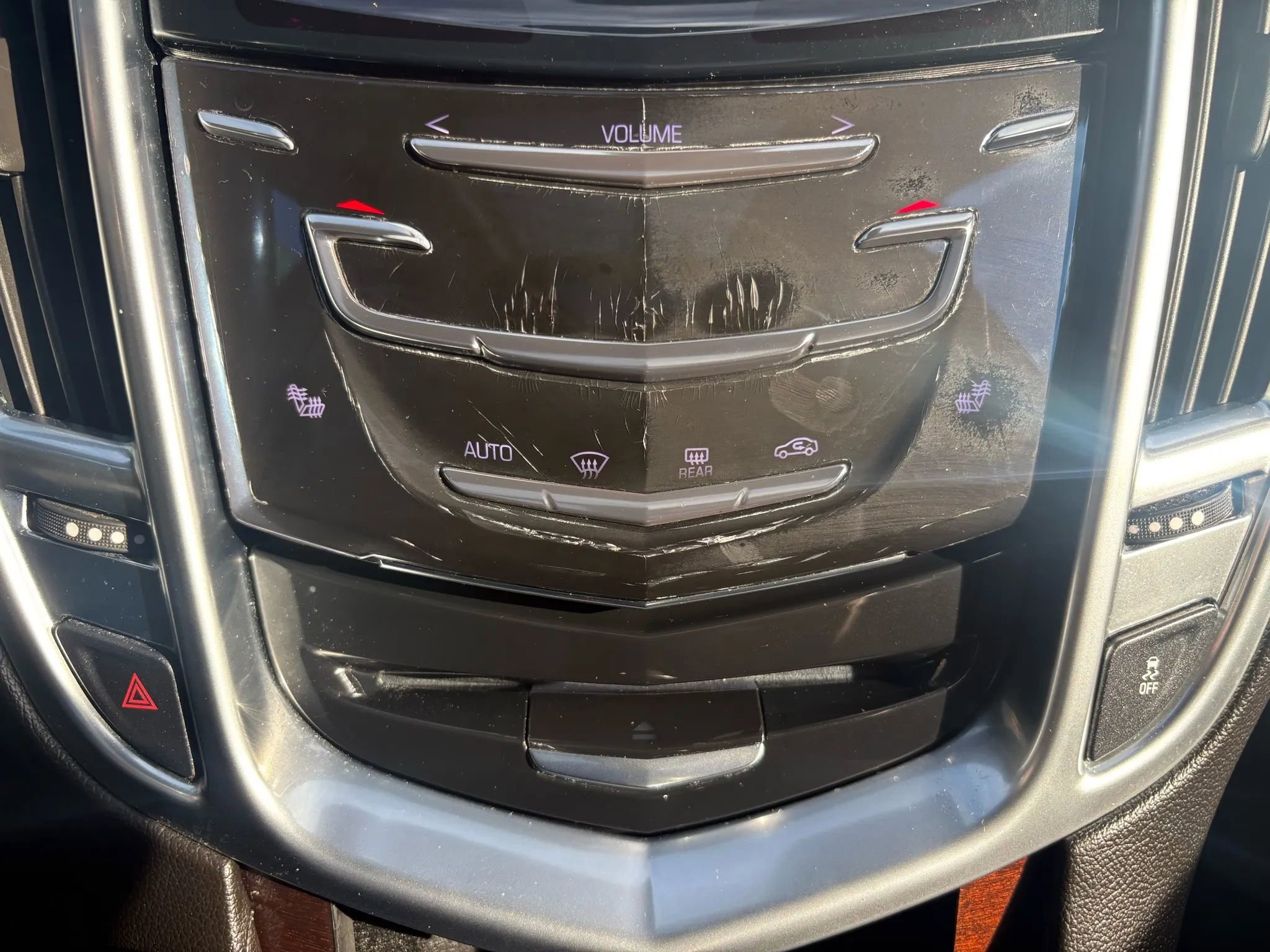 Used 2016 Cadillac SRX Luxury w/ Driver Awareness Package image 15