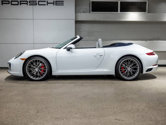 Used 2017 Porsche 911 Carrera S image 2