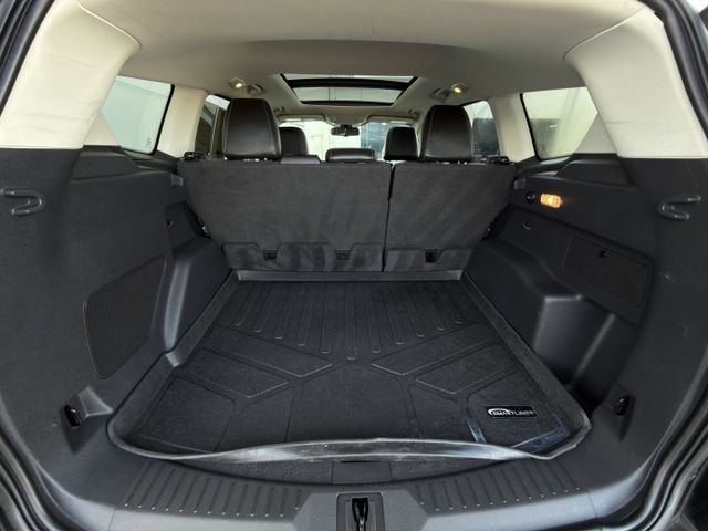 Used 2016 Ford Escape Titanium image 27