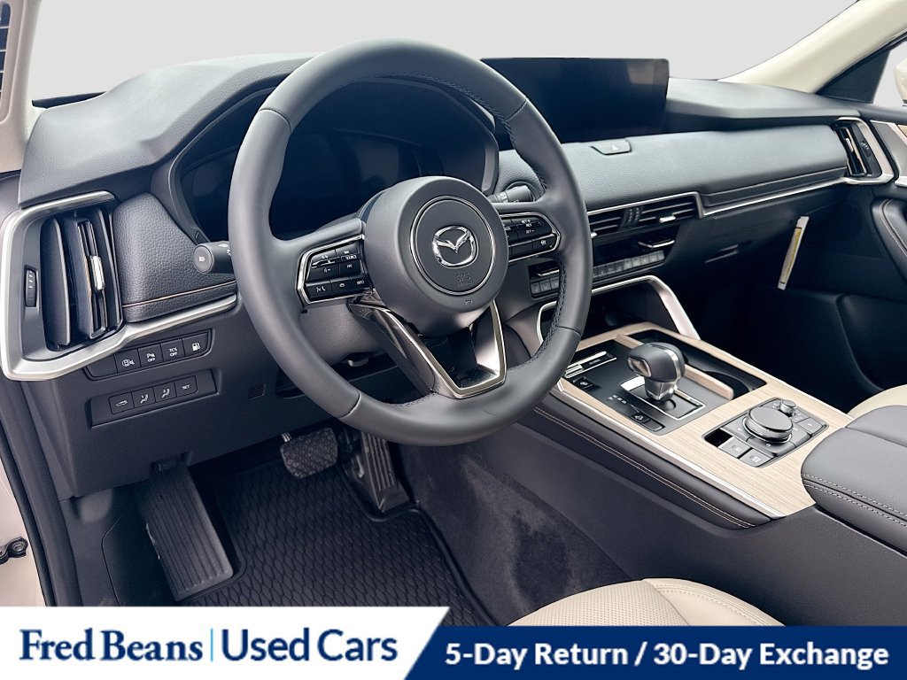 Used 2026 MAZDA CX-90 Plug-In Hybrid w/ Preferred AWD/4WD image 14
