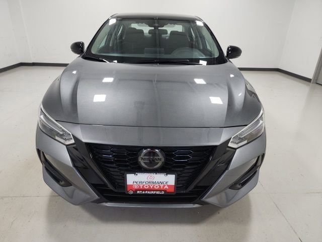 Used 2023 Nissan Sentra SR w/ Midnight Edition Package FWD image 2