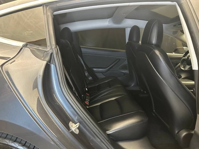 Used 2018 Tesla Model 3 Long Range RWD image 18