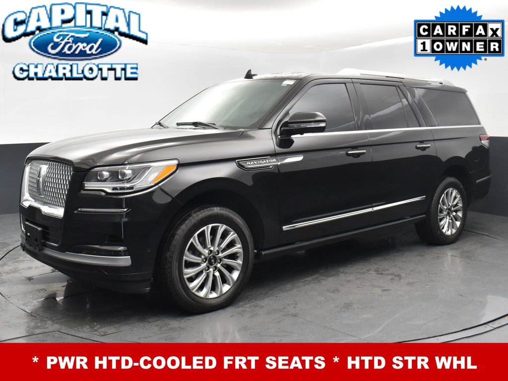 Used 2022 Lincoln Navigator L 2WD image 5