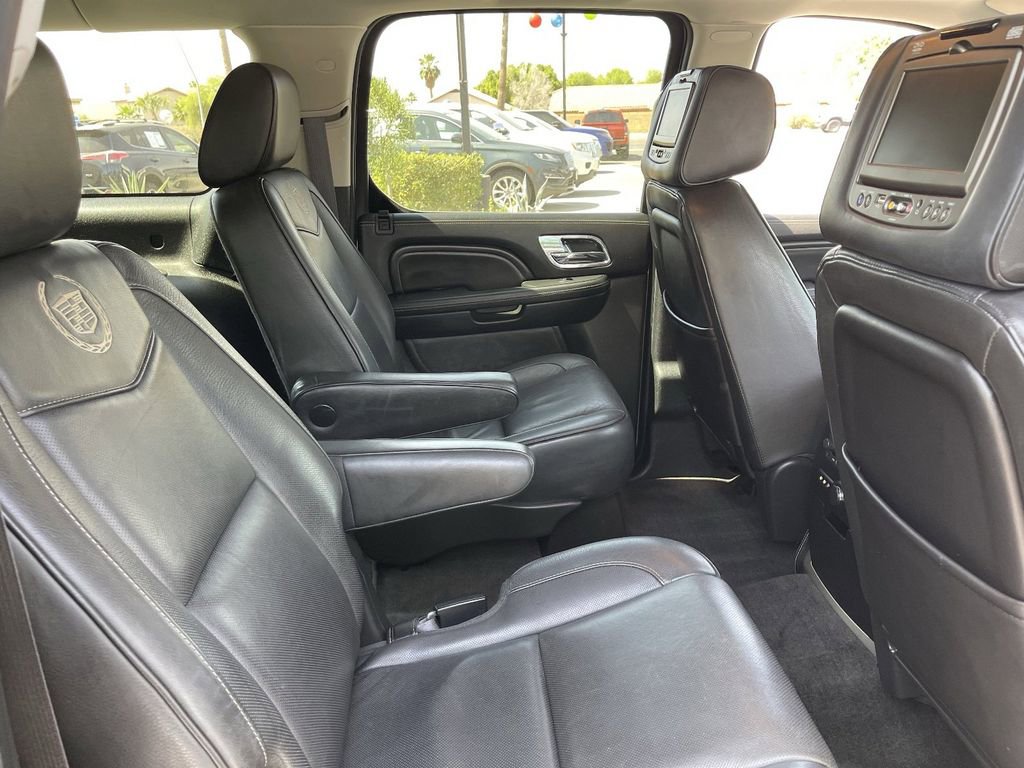 Used 2012 Cadillac Escalade ESV Platinum AWD/4WD image 15