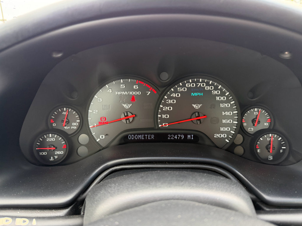 Used 2001 Chevrolet Corvette Coupe w/ Preferred Equipment Group2 image 6